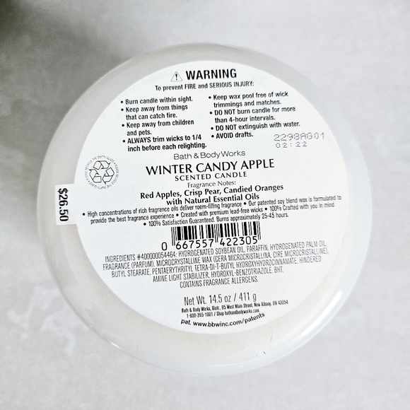 🆕️Bath & Body Works 3 Wick Winter Candy Apple Candle with Gold Lid - Picture 5 of 5